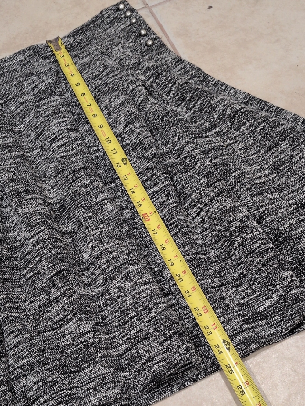 Karl Lagerfeld Pleated Knit Skirt Size 14 - Picture 2 of 5